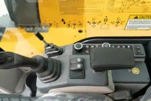 DYQ06372